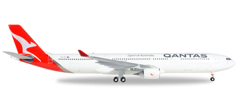 1:200 Qantas Airbus A330-300 - new colors Premium Diecast Model