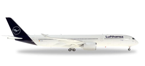 1:200 Lufthansa Airbus A350-900 Premium Model
