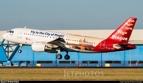 1:200 CSA Czech Airlines Airbus A319 "Prague - City of Magic" Snap-Fit
