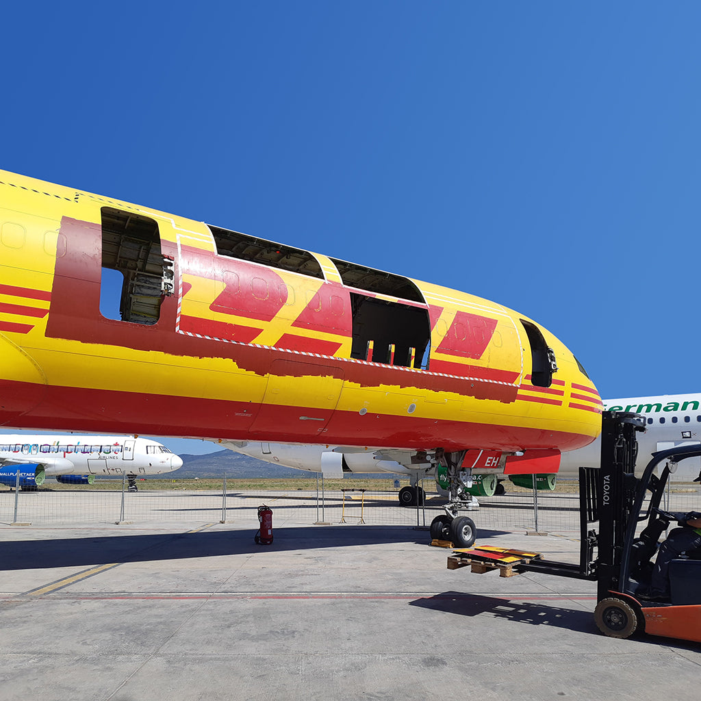 DHL - BOEING 757
