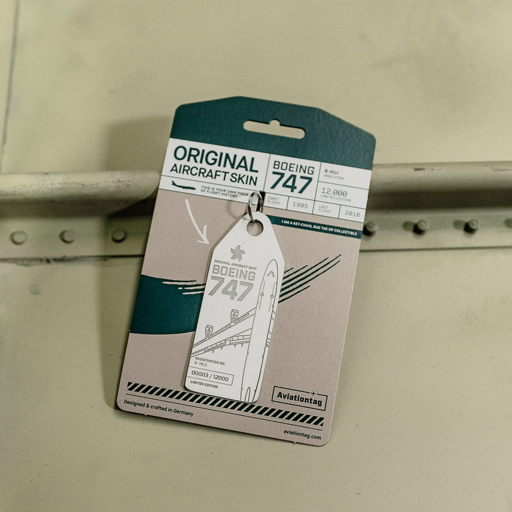 BOEING 747 – WHITE