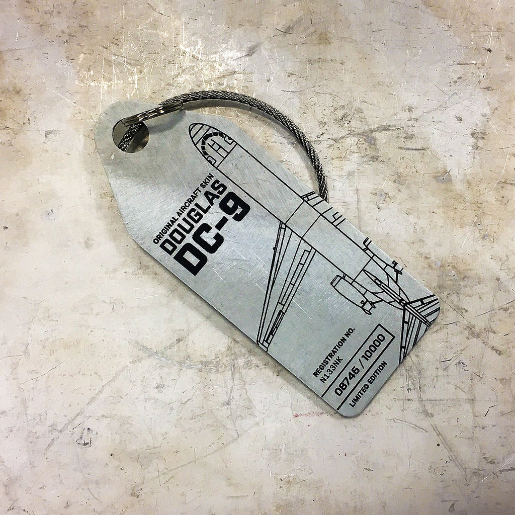 AviationTag Douglas DC-9 keychain in silver, sold out