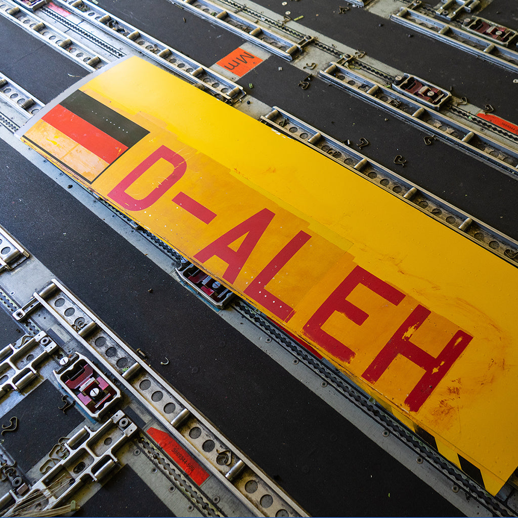 DHL - BOEING 757