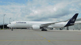 1:200 Lufthansa Airbus A350-900 Premium Model